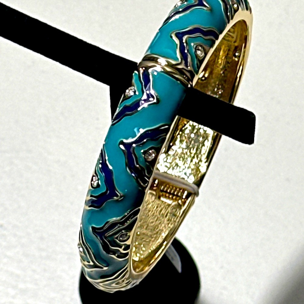 Vera Bradley Turquoise Blue and Navy Enamel Hinged Bangle